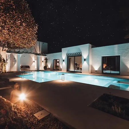 Villa Fully Staffed Sea Front With Private Sommelier